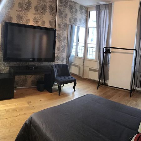 Atypique Apartment - Saint-Germain Des Pres Париж Екстериор снимка